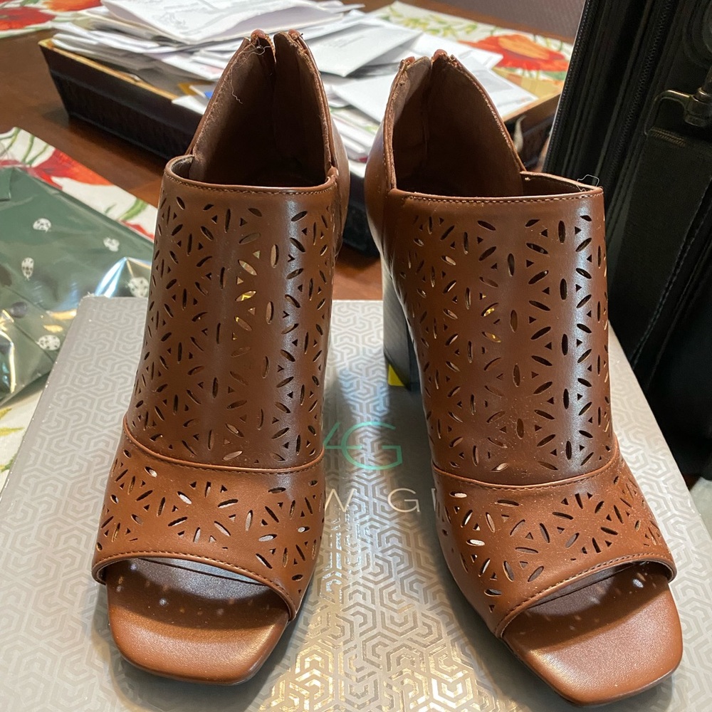 🤎Andrew Geller Open Toe🤎
